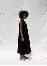 Sleeveless Linen Midi Dress with Soft Pleats and V-Neckline for Relaxed Summer Style